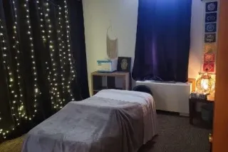 MASSAGES - 23 - Image 1